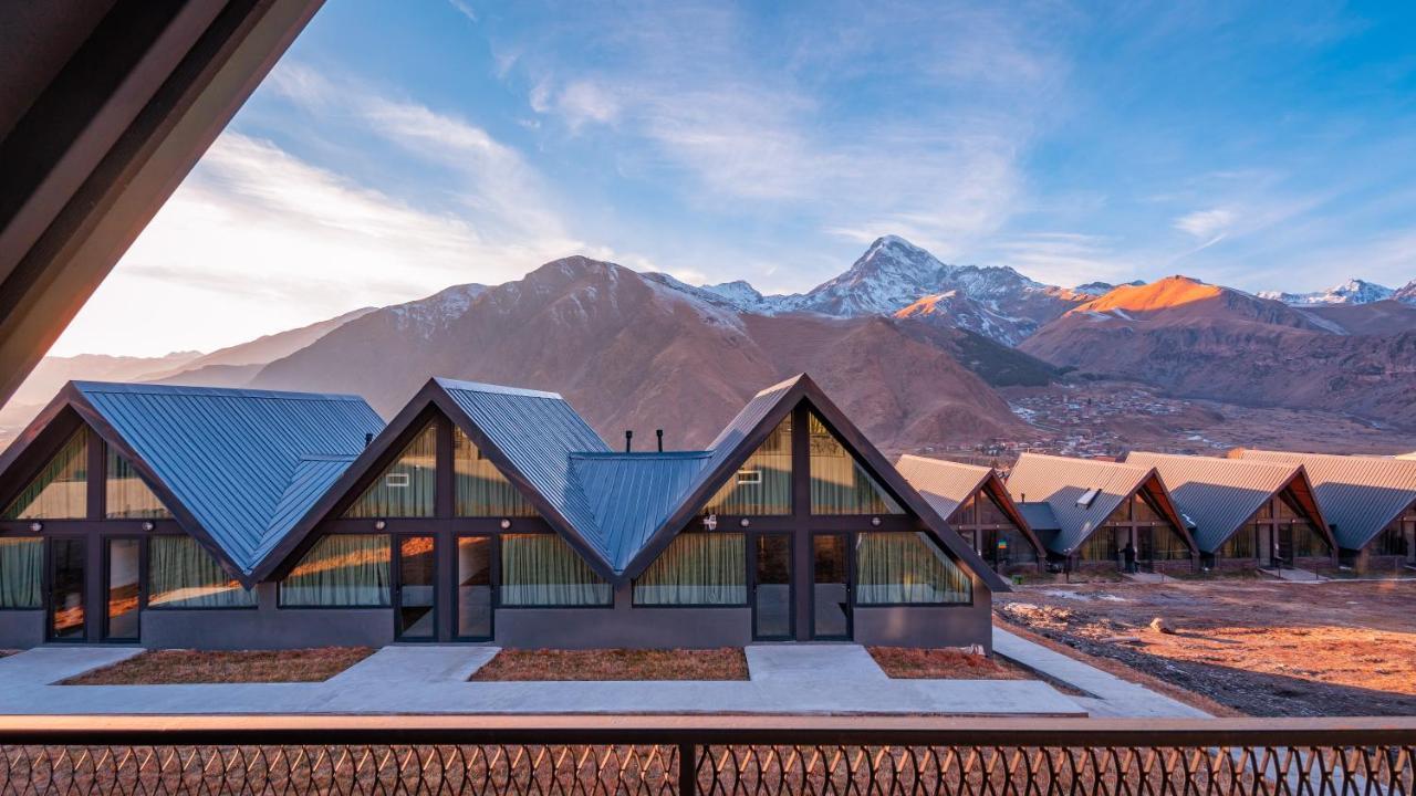 Kazbegi View Cottages エクステリア 写真